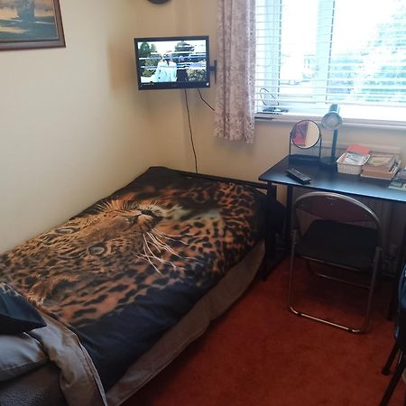 Super Single Room Cardiff Bagian luar foto